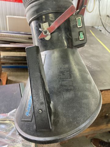 814592-13 Svetsutsug Nederman, 2 stycken väggmonterade