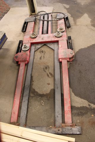 807323-2 Billyft OMCN 550, 2500Kg -01