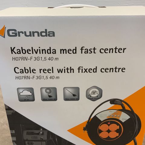 822949-3 Cable reel with fixed center IN / OUT IP44 Primer