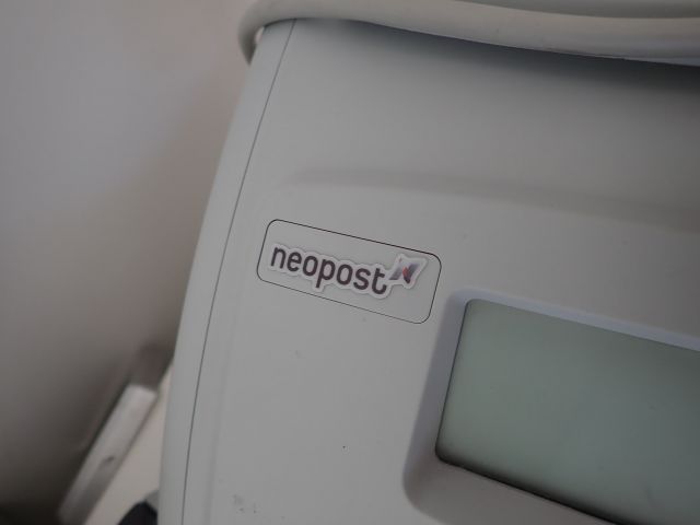617700-10 Franking machine NEOPOST IS 300