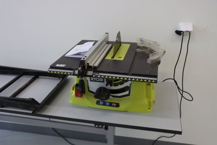 787489-1 Table saw Ryobi RTS1800S