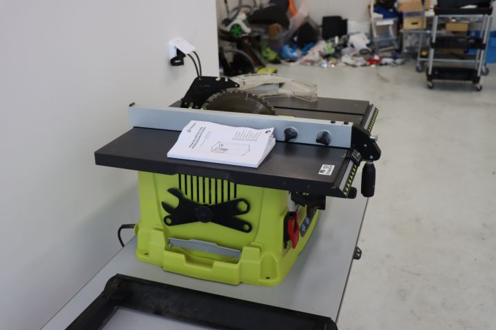 787489-3 Table saw Ryobi RTS1800S