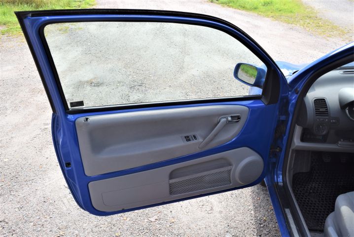 823350-27 Volkswagen Lupo 1.4 Manual, 75hp, 2003