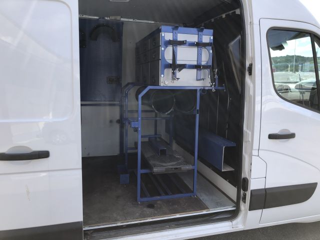 808160-41 Renault Master 2.3 dCi Quickshift 168 hp, 2019 (18575km), car interior for welding equipment