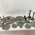 712004-1 Collection of pewter objects