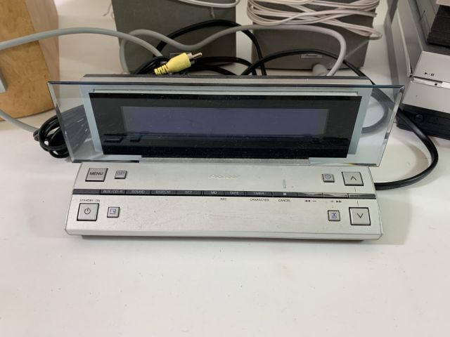 712018-2 Pioneer sound system