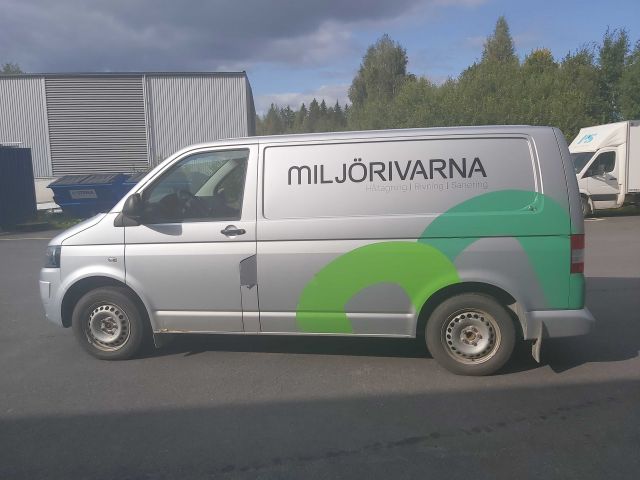 753930-8 VW Transporter T5 2.0 TDI  DNG091 -10