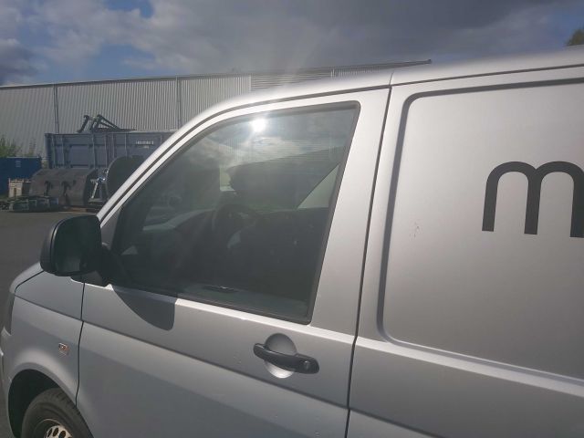 753930-13 VW Transporter T5 2.0 TDI  DNG091 -10