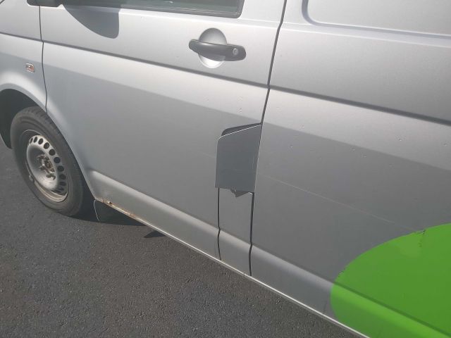 753930-14 VW Transporter T5 2.0 TDI  DNG091 -10
