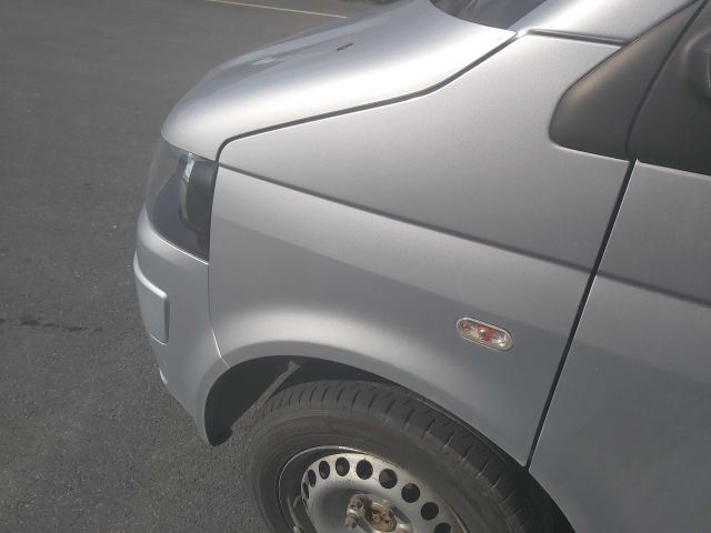 753930-18 VW Transporter T5 2.0 TDI  DNG091 -10