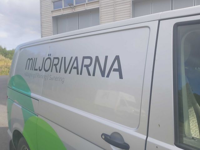 753930-32 VW Transporter T5 2.0 TDI  DNG091 -10