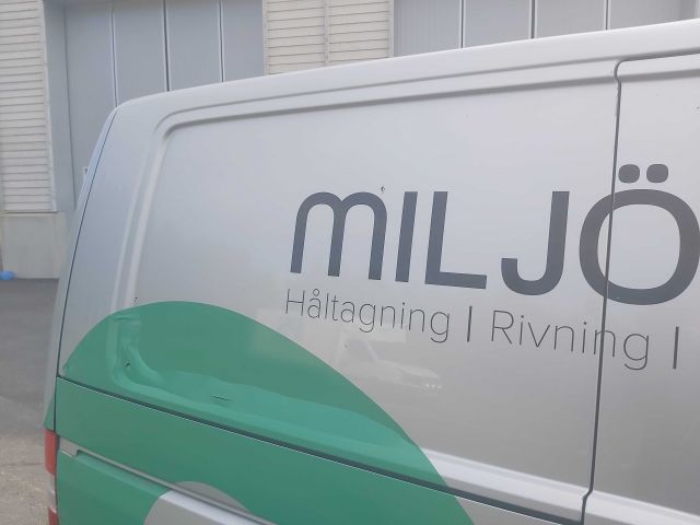 753930-36 VW Transporter T5 2.0 TDI  DNG091 -10