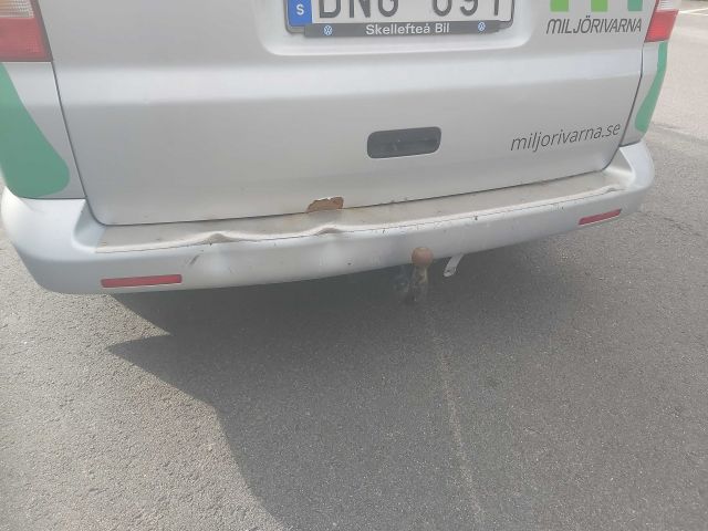 753930-37 VW Transporter T5 2.0 TDI  DNG091 -10