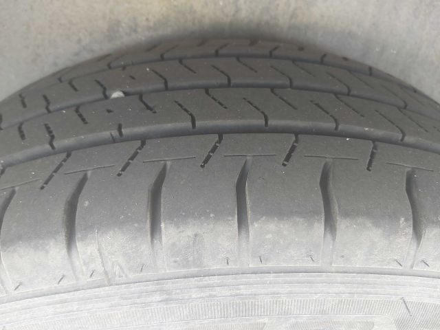 753930-49 VW Transporter T5 2.0 TDI  DNG091 -10