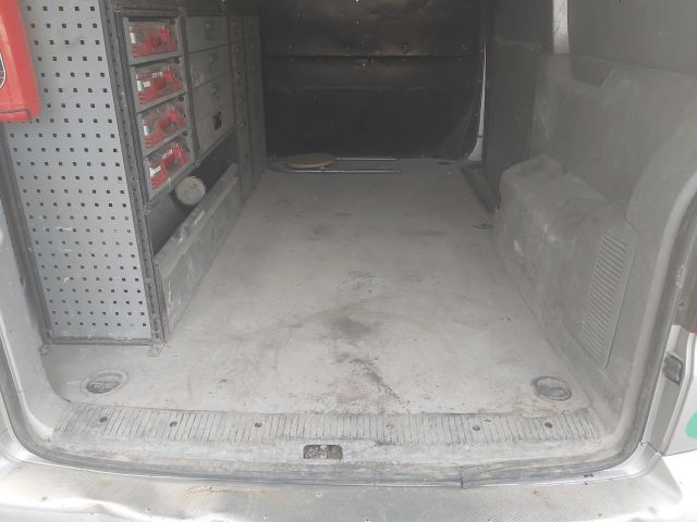 753930-52 VW Transporter T5 2.0 TDI  DNG091 -10
