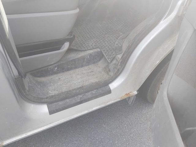 753930-60 VW Transporter T5 2.0 TDI  DNG091 -10