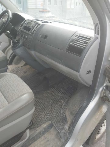 753930-61 VW Transporter T5 2.0 TDI  DNG091 -10