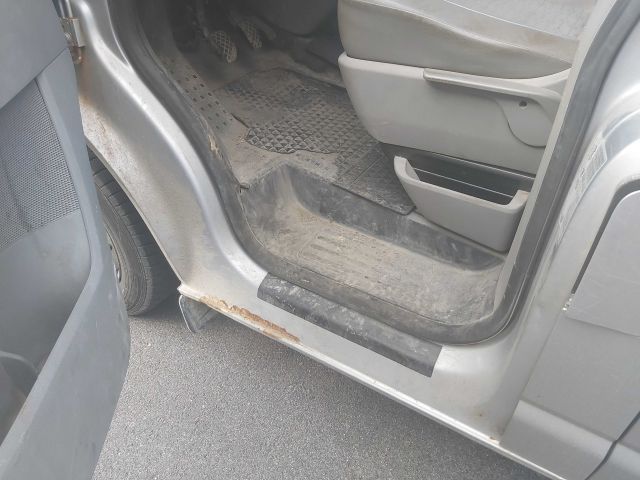 753930-66 VW Transporter T5 2.0 TDI  DNG091 -10