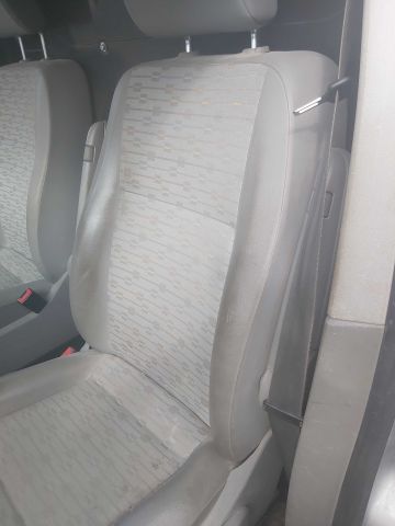 753930-69 VW Transporter T5 2.0 TDI  DNG091 -10