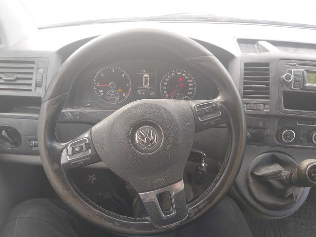 753930-79 VW Transporter T5 2.0 TDI  DNG091 -10