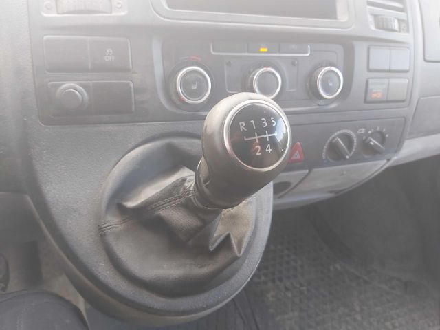 753930-82 VW Transporter T5 2.0 TDI  DNG091 -10