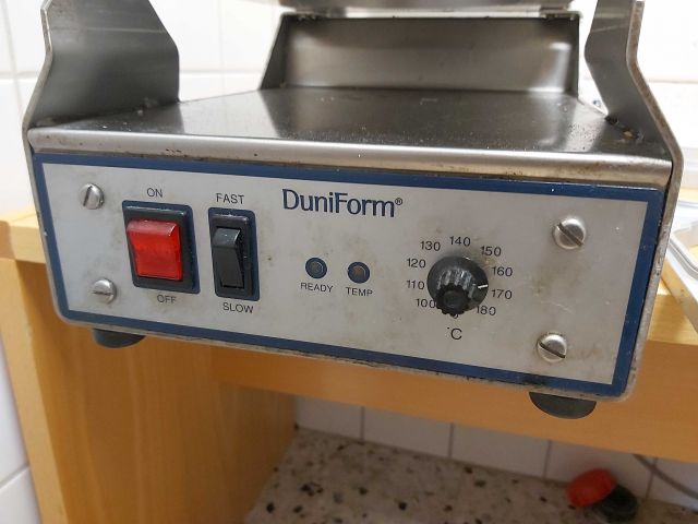 753957-3 Closing machine Duniform DF20