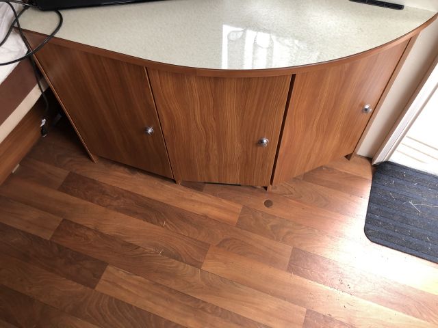 825161-34 DETHLEFFS Nomad 500 DB 80 -2011