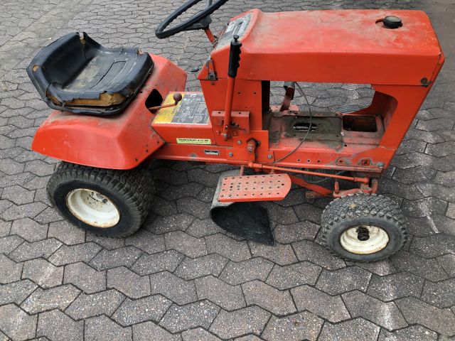 825174-5 Åkklippare Jacobsen repair object.