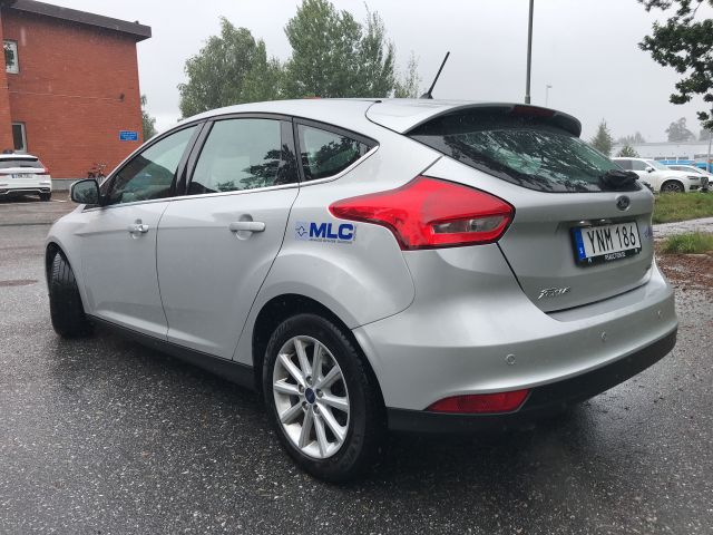 825530-4 Ford Focus 1.0 EcoBoost 5dr (100hp) - 2017, YNM186