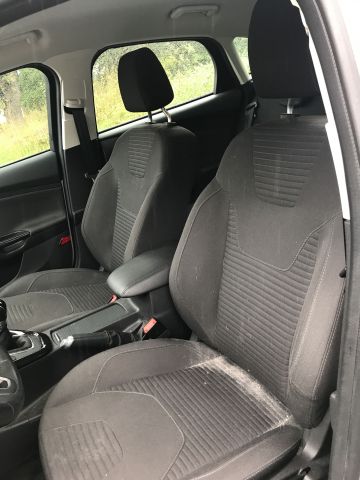 825530-19 Ford Focus 1.0 EcoBoost 5dr (100hp) - 2017, YNM186