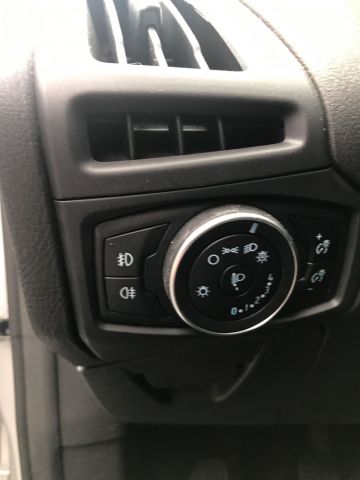 825530-21 Ford Focus 1.0 EcoBoost 5dr (100hp) - 2017, YNM186