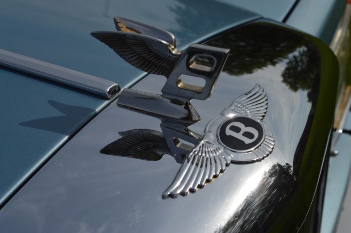 779049-14 Bentley Mulsanne 6.7L V8 201 hp -1981