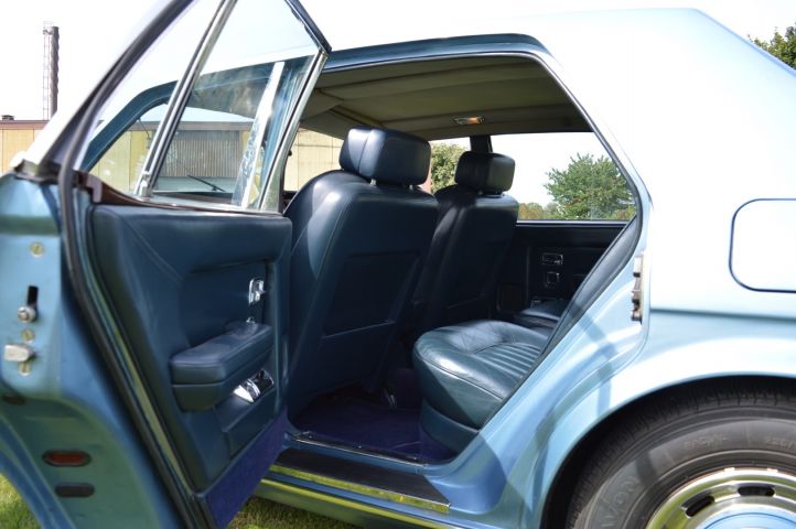 779049-19 Bentley Mulsanne 6.7L V8 201 hp -1981