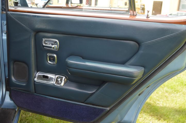 779049-24 Bentley Mulsanne 6.7L V8 201 hp -1981