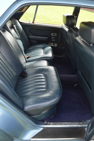 779049-25 Bentley Mulsanne 6.7L V8 201 hp -1981