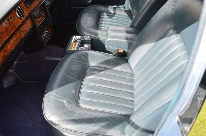 779049-28 Bentley Mulsanne 6.7L V8 201 hp -1981