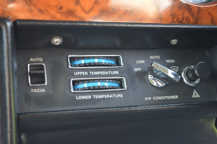 779049-35 Bentley Mulsanne 6.7L V8 201 hp -1981