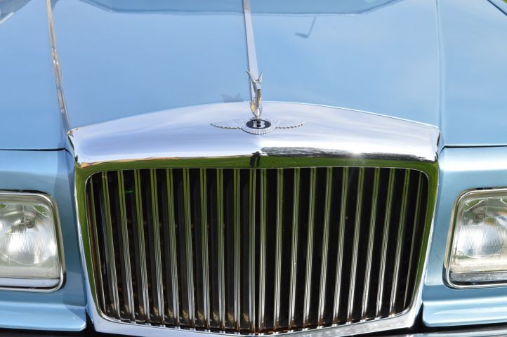 779049-46 Bentley Mulsanne 6.7L V8 201 hp -1981