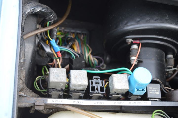 779049-54 Bentley Mulsanne 6.7L V8 201 hp -1981