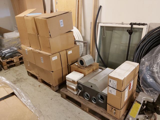 826577-8 Ventilationutrustning