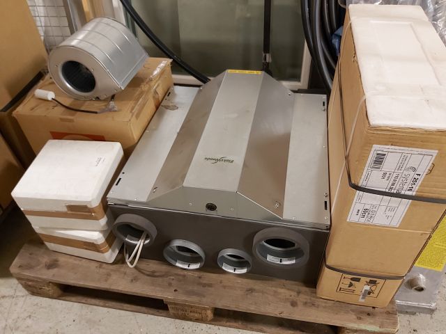 826577-9 Ventilationutrustning