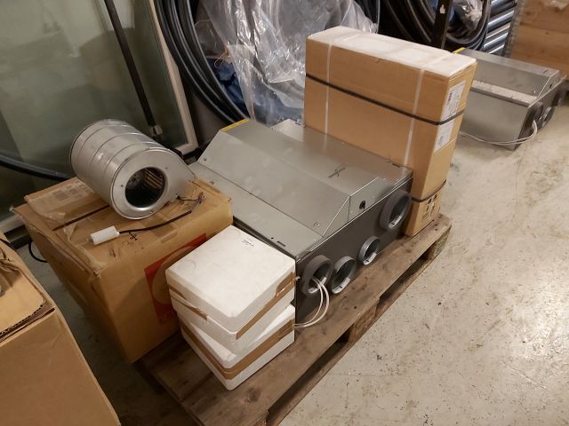 826577-11 Ventilationutrustning