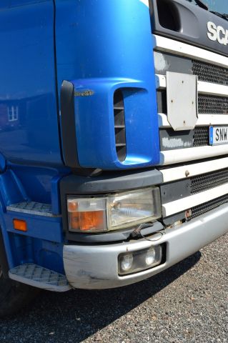 779067-28 Load changer with crane Scania R 124GB 6X2 463 hp -2002 with flatbed