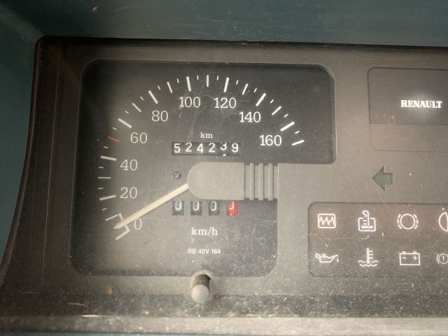 815214-7 Renault Master T35D (Manuell, 524239 km)  -1997