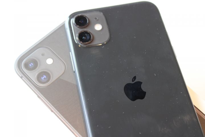 794287-3 iPhone 11 - 128GB