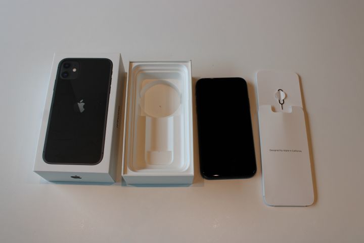 794287-6 iPhone 11 - 128GB