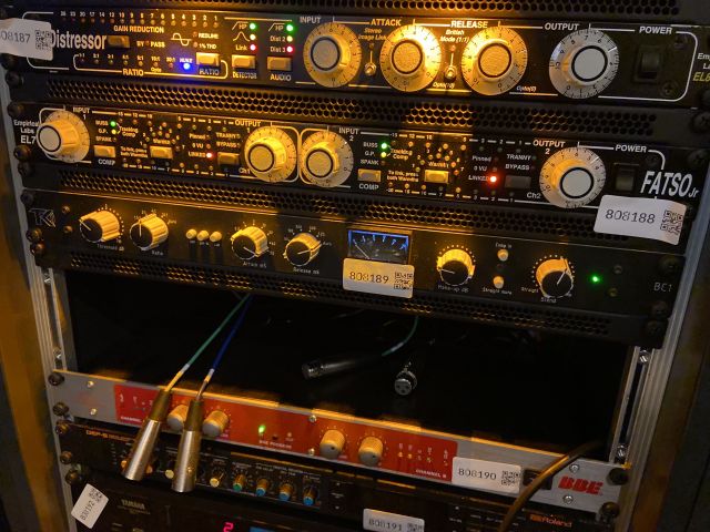 808189-1 Bus Compressor TK Audio BC1