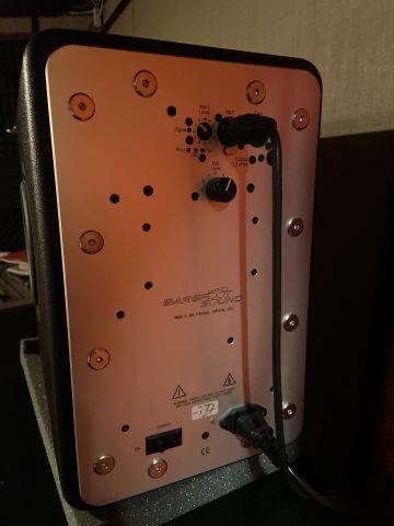 808223-5 2 monitors, Barefoot Micromain 35