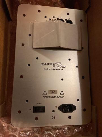 808223-12 2 monitors, Barefoot Micromain 35