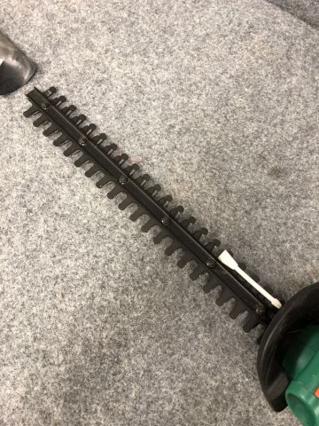 808306-6 Electric hedge trimmer Black & Decker GT25 41cm